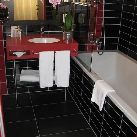 Western Amedia Art Hotel 4*