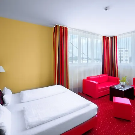 Hotel Western Amedia Art