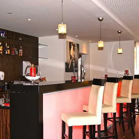 Western Amedia Art Hotel 4*